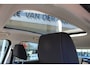 Ford C-Max 1.0-125pk Titanium. Goed onderhouden hoogzitter ! Autm. airco dual, LM wielen, elektr. achterklep, cruise control, navigatie, telefoonvoorb., panoramadak, metallic lak, voorraamverwarming etc.