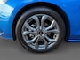 Ford Focus Wagon 1.0 EcoBoost Hybrid ST Line Style | Navigatie | Panorama Dak | Stoel/Stuur/Voorruitverwarming | Apple Carplay / Android Auto | Panorama Dak | Adaptieve Cruise Control | Lichtmetalen Velgen |