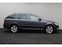 Skoda Octavia Combi 1.8 TSI Laurin & Klement 2011 | Schuif Kantel Dak | Elektrische Memory Stoelen | Stuurwiel Bediening | Cruise Control | Trekhaak | Navigatie | Boekjes | 2 Sleutels | Lichtmetalen Velgen