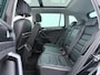 Volkswagen Tiguan 1.4 TSI Highline Business R-line | Pano dak | Trekhaak | Leder | Stoelverwarming | Camera |