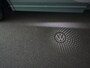 Volkswagen Tiguan 1.5 eHybrid R-Line Automaat - IQ light - Head-updisplay - Apple Carplay/Android Auto - 360'camera - Stoelverwarming