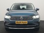 Volkswagen Tiguan 1.4 TSI eHybrid Elegance PHEV 245pk Dealer O.H. | Trekhaak Af Fabriek | Adaptive Cruise | IQ Light | Camera | Lederen Comfortzetels Memory & Verwarmd | Sfeerverlichting | Apple Carplay | Stuur Verwarmd | Navigatie | DAB | Plug In Hybrid |