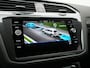 Volkswagen Tiguan 1.4 TSI eHybrid Elegance PHEV 245pk Dealer O.H. | Trekhaak Af Fabriek | Adaptive Cruise | IQ Light | Camera | Lederen Comfortzetels Memory & Verwarmd | Sfeerverlichting | Apple Carplay | Stuur Verwarmd | Navigatie | DAB | Plug In Hybrid |