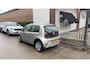 Volkswagen Up! 1.0 CROSS UP! 75 PK | Automaat | Stoelverwarming | Climatronic (Automatische Airco) | All Season Banden | Lichtmetalen Velgen | Parkeersensoren | Camera