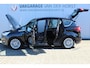 Ford C-Max 1.0-125pk Titanium. Erg goed onderhouden hoogzitter, afkomstig van de 1e eig. Autm. airco dual, cruise control, navigatie, telefoonvoorb., voorraamverw., trekhaak, all season banden rondom, camera, parkeersensoren v+a etc.