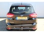 Ford C-Max 1.0-125pk Titanium. Erg goed onderhouden hoogzitter, afkomstig van de 1e eig. Autm. airco dual, cruise control, navigatie, telefoonvoorb., voorraamverw., trekhaak, all season banden rondom, camera, parkeersensoren v+a etc.