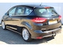 Ford C-Max 1.0-125pk Titanium. Erg goed onderhouden hoogzitter, afkomstig van de 1e eig. Autm. airco dual, cruise control, navigatie, telefoonvoorb., voorraamverw., trekhaak, all season banden rondom, camera, parkeersensoren v+a etc.