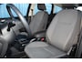 Ford C-Max 1.0-125pk Titanium. Erg goed onderhouden hoogzitter, afkomstig van de 1e eig. Autm. airco dual, cruise control, navigatie, telefoonvoorb., voorraamverw., trekhaak, all season banden rondom, camera, parkeersensoren v+a etc.