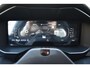 Lynk & Co 01 276PK Automaat Core / Adaptieve cruise control / Stoel - en stuurwielverwarming / Parkeersensoren / Achteruitrijcamera / Apple Carplay / Trekhaak / Metallic lak / 19" velgen