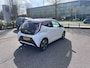 Toyota Aygo 1.0 VVT-i x-pose 70 PK | Elektrisch Vouwdak | Achteruitrij Camera | Climate Control | Cruise Control | Navigatie | Apple Carplay | Android Auto | Lichtmetalen velgen |