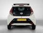 Toyota Aygo 1.0 VVT-i x-pose 70 PK | Elektrisch Vouwdak | Achteruitrij Camera | Climate Control | Cruise Control | Navigatie | Apple Carplay | Android Auto | Lichtmetalen velgen |