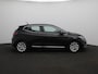 Renault Clio TCe 100 Intens | EASY LINK multimediasysteem met Apple CarPlay & Android Auto | Elektronisch geregelde airconditioning | Parkeersensoren achter | Lichtmetalen velgen | Metaalkleur |