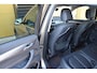 BMW X1 sDrive20i Orange Edition II * Sportstoelen * Panoramadak * Head-up * Trekhaak *