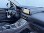 Hyundai Santa Fe 1.6 T-GDI PHEV Premium Automaat / Fabrieksgarantie tot 12-2027 / Dealer Onderhouden / HUD / Lederen Bekleding / Dodehoek Detectie / Elektr. Stoelen met Memory / Stoel & Stuurwiel Verwarming / Stoel Ventilatie / Adaptieve Cruise Control / 360 Camera / Achterbank Verwarming / Navigatie / Clima /