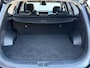 Hyundai Santa Fe 1.6 T-GDI PHEV Premium Automaat / Fabrieksgarantie tot 12-2027 / Dealer Onderhouden / HUD / Lederen Bekleding / Dodehoek Detectie / Elektr. Stoelen met Memory / Stoel & Stuurwiel Verwarming / Stoel Ventilatie / Adaptieve Cruise Control / 360 Camera / Achterbank Verwarming / Navigatie / Clima /