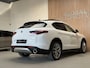 Alfa Romeo Stelvio 2.0 T AWD First Edition - SCHUIFDAK - 20'' - LEER