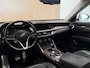 Alfa Romeo Stelvio 2.0 T AWD First Edition - SCHUIFDAK - 20'' - LEER
