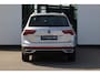 Volkswagen Tiguan 1.4 TSI eHybrid Elegance Ergo stoel 2x area view rondom zicht camera 18" LMV Bi Colour stoelverwarming easy open& close IQ Matrix LED klasse III alarm spiegel pakket side assist dode hoek sensor travel assist etc.