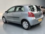 Toyota Yaris 1.3 VVTi Sol MMT