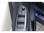 Toyota Yaris Cross 1.5 HYBRID 115 DYNAMIC STUUR/STOELVERWARMING KEYLESS PRIVACY-GLASS 17"LM-VELGEN APPLE/ANDROID LED