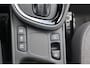 Toyota Yaris Cross 1.5 HYBRID 115 DYNAMIC STUUR/STOELVERWARMING KEYLESS PRIVACY-GLASS 17"LM-VELGEN APPLE/ANDROID LED
