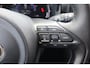 Toyota Yaris Cross 1.5 HYBRID 115 DYNAMIC STUUR/STOELVERWARMING KEYLESS PRIVACY-GLASS 17"LM-VELGEN APPLE/ANDROID LED