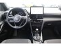 Toyota Yaris Cross 1.5 HYBRID 115 DYNAMIC STUUR/STOELVERWARMING KEYLESS PRIVACY-GLASS 17"LM-VELGEN APPLE/ANDROID LED