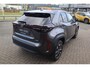 Toyota Yaris Cross 1.5 HYBRID 115 DYNAMIC STUUR/STOELVERWARMING KEYLESS PRIVACY-GLASS 17"LM-VELGEN APPLE/ANDROID LED