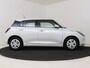 Suzuki Swift 1.2 Comfort Smart Hybrid | BTW voertuig | Navigatie | Apple CarPlay/Android auto | Parkeersensoren achter | Achteruitrijcamera | Climate control |