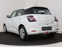 Suzuki Swift 1.2 Comfort Smart Hybrid | BTW voertuig | Navigatie | Apple CarPlay/Android auto | Parkeersensoren achter | Achteruitrijcamera | Climate control |