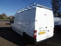 Ford Transit 300L 2.2 TDCI TRENT VOORZIEN VAN AIRCO+CRUISE+TREKHAAK !!!