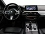 BMW 5-Serie Touring 540i XDRIVE 3.0 6-CILINDER 340 PK M-SPORT + ADAPTIVE CRUISE | HEAD-UP | TREKHAAK | 360 CAMERA