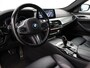 BMW 5-Serie Touring 540i XDRIVE 3.0 6-CILINDER 340 PK M-SPORT + ADAPTIVE CRUISE | HEAD-UP | TREKHAAK | 360 CAMERA