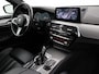 BMW 5-Serie Touring 540i XDRIVE 3.0 6-CILINDER 340 PK M-SPORT + ADAPTIVE CRUISE | HEAD-UP | TREKHAAK | 360 CAMERA
