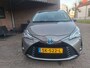 Toyota Yaris 1.5 Hybrid Design Red Navigatie / Achteruitrijcamera / Cruise Controle / Bluetooth /