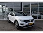 Volkswagen T-Roc 1.5 TSI Style Business|Pano|Automaat|ACC|Camera|Applecarplay|Androidauto|