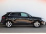Audi Q3 35 TFSI S edition | Trekhaak wegklapbaar | Leer | Camera | Stoelverwarming | Dodehoekdetectie | Smartphone interface |