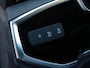 Audi Q3 35 TFSI S edition | Trekhaak wegklapbaar | Leer | Camera | Stoelverwarming | Dodehoekdetectie | Smartphone interface |
