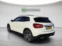 Mercedes-Benz GLA 180 Ambition | Automaat | Nieuwstaat | Nederlandse Auto | Sportstoelen | Dakrails | Parkeersensoren