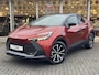 Toyota C-HR / C-HR+ 2.0 High Power PHEV 223pk First edition | Elektrische achterklep, Stoel + Stuurverwarming, Dodehoekherkenning
