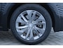 Peugeot e-208 EV 50KWH 136PK ALLURE PACK AUTOMAAT / NAVI / LEDER / CLIMA / LED / PDC / 16" LMV / CAMERA / KEYLESS / BLUETOOTH / CRUISECONTROL / NIEUWSTAAT !!