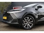 Toyota C-HR / C-HR+ 2.0 Plug-in Hybrid 220 First Edition | afneembare trekhaak | Apple carplay/Android Auto | Fabrieks navi | stoel- en stuurverwarming|