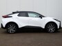 Toyota C-HR / C-HR+ 2.0 PHEV 220 Dynamic | Bi-Tone | Stuurwielverwarming | Dodehoek
