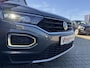 Volkswagen T-Roc 1.5 TSI Sport Automaat | Digital Cockpit | Camera | LED | Half leder | Adaptive Cruise | Climate | Stoelverwarming | Trekhaak