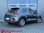 Volkswagen T-Roc 1.5 TSI Sport Automaat | Digital Cockpit | Camera | LED | Half leder | Adaptive Cruise | Climate | Stoelverwarming | Trekhaak