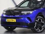 Opel Mokka 1.2 145PK Hybrid GS | 1ste eigenaar | Alcantara | Stoel/Stuurverwarming | Massagestoel | FULL LED | Camera | Two-tone | Privacy Glass | AppleCarPlay/AndroidAuto | Navigatie | Adaptief Cruise Control | Keyless | Isofix |