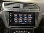 Volkswagen Tiguan 1.5 TSI DSG R-Line Business+ Camera Sfeerverlichting App-Connect Navigatie