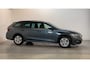 Skoda Octavia Combi 1.0 TSI Business Edition Parkeersensoren Trekhaak Sfeerverlichting App-Connect DAB+