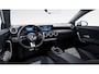 Mercedes-Benz A-klasse 180 AMG Line | Widescreen | Keyless | Stoelverwarming | Achteruitrijcamera |