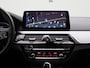 BMW 5-Serie Touring 520e | Automaat | Lederen Bekleding | Navigatie | Stoelverwarming | Sfeerverlichting |
